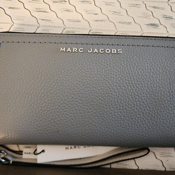 NWT Marc Jacobs Colorblock Wristlet - Picture 5 of 12
